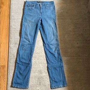 Levi’s San Francisco Demi Curve